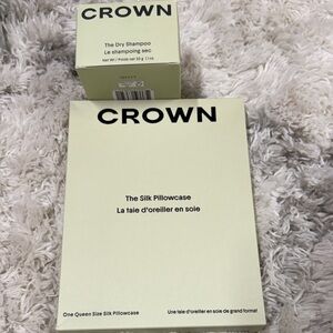 Crown Silk Pillowcase & Dry Shampoo Set